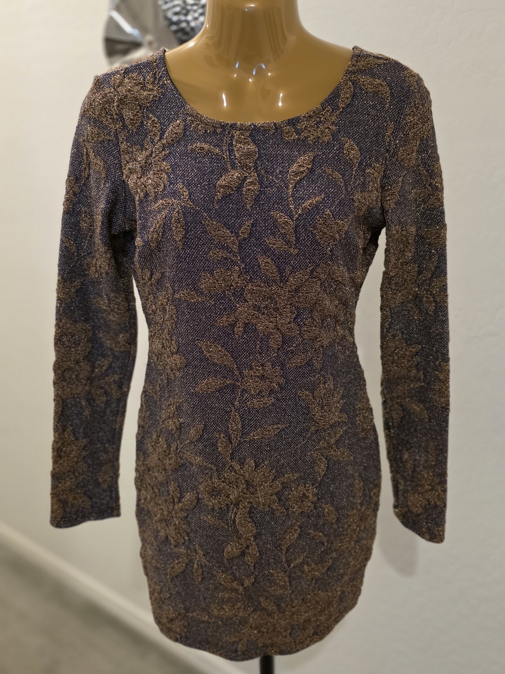 Entry Floral Patterned Long Sleeve Open Back Dress Sz L